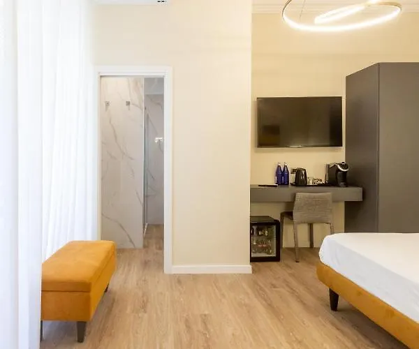 Elegantia Luxury 4*